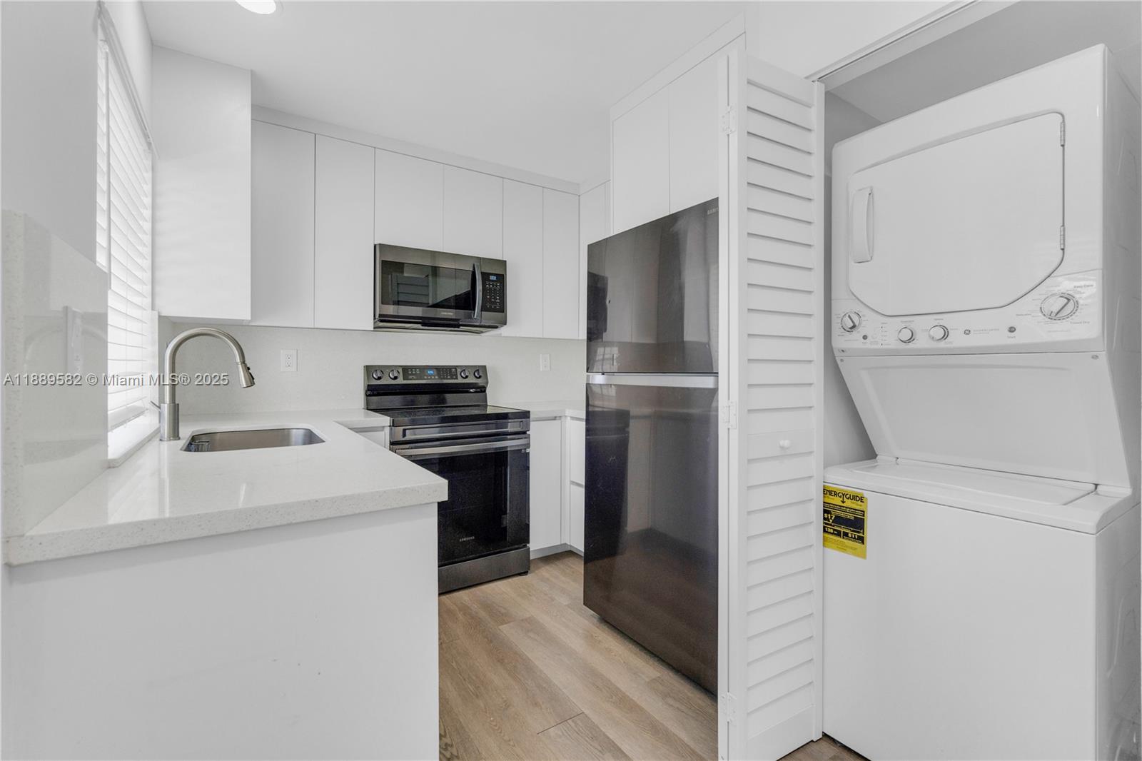 13737 SW 147th Cir Ln # 33 Unit: 3-33