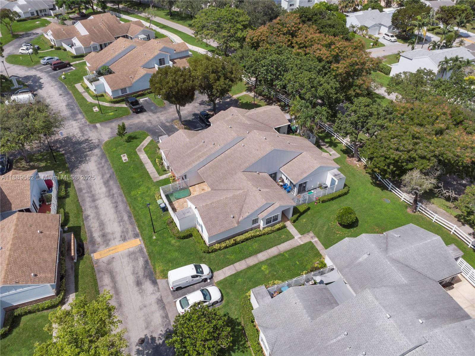 13737 SW 147th Cir Ln # 33 Unit: 3-33