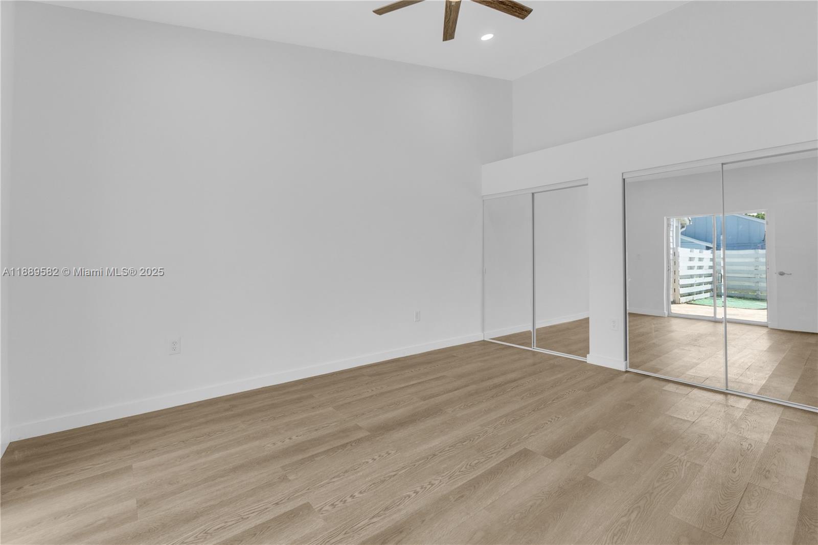 13737 SW 147th Cir Ln # 33 Unit: 3-33