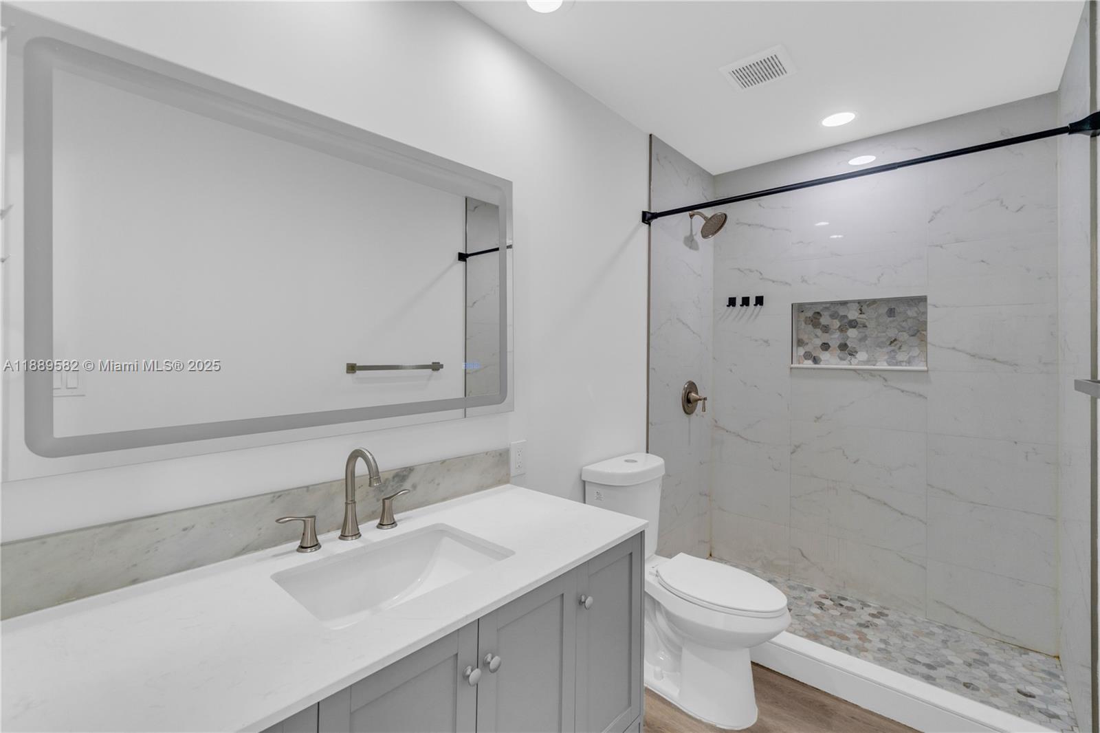 13737 SW 147th Cir Ln # 33 Unit: 3-33