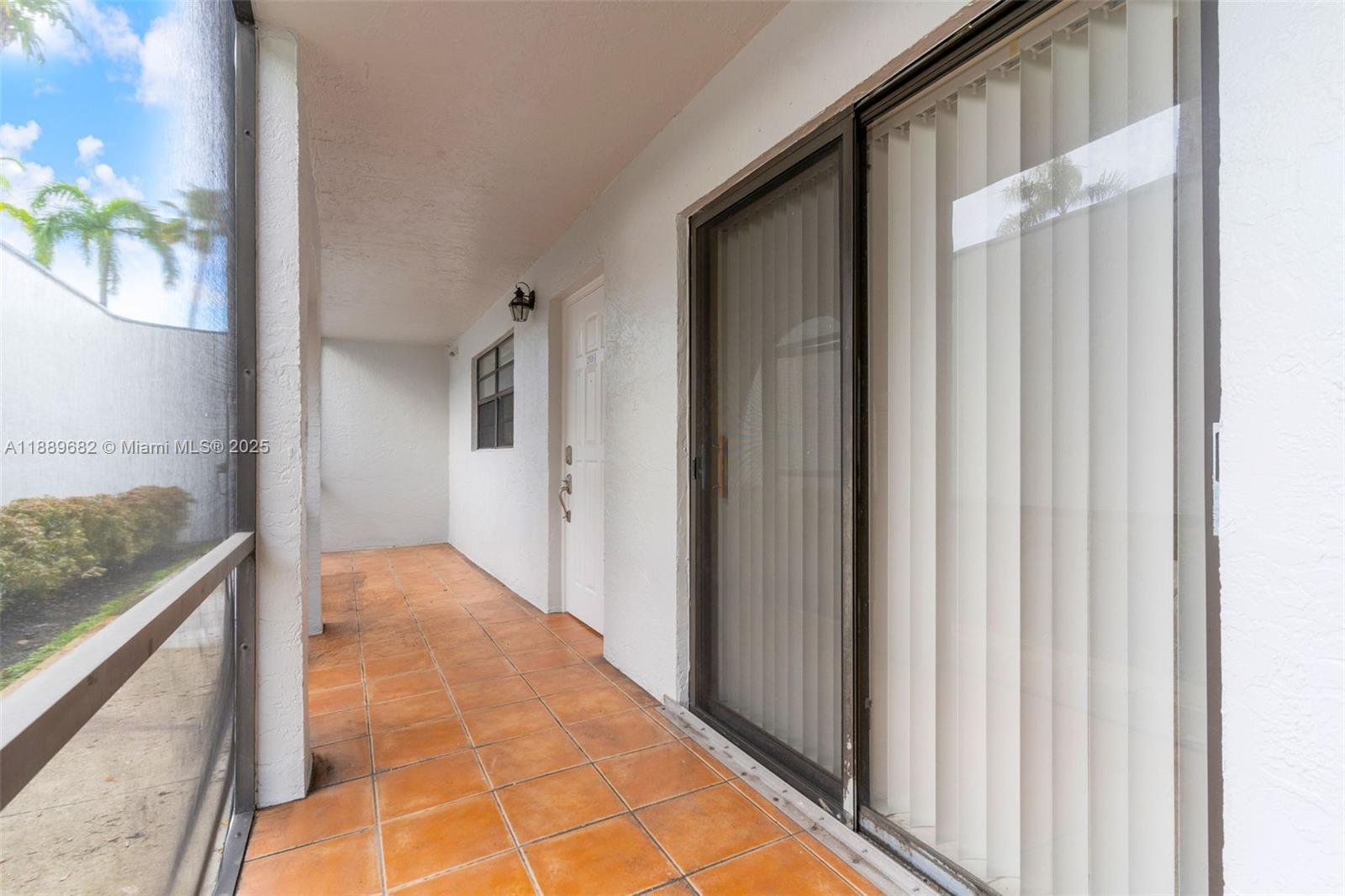 18370 Mediterranean Blvd # 25 Unit: 1-25