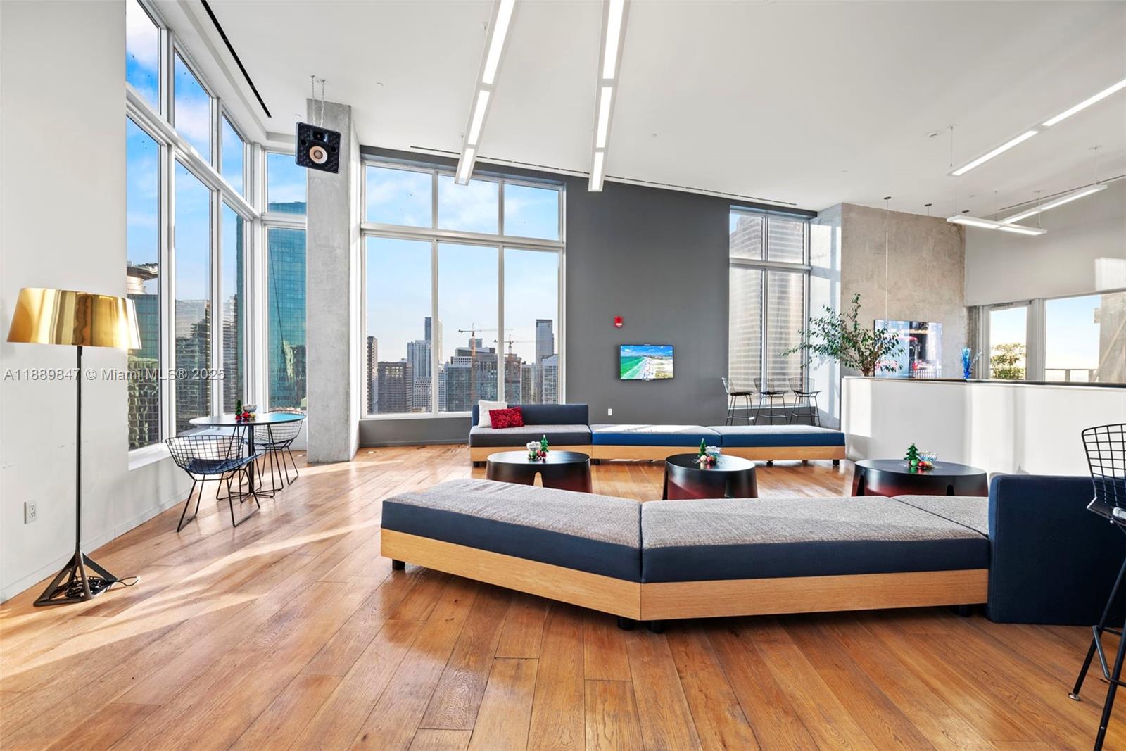 151 SE 1st St # 3511, Miami Unit: 3511