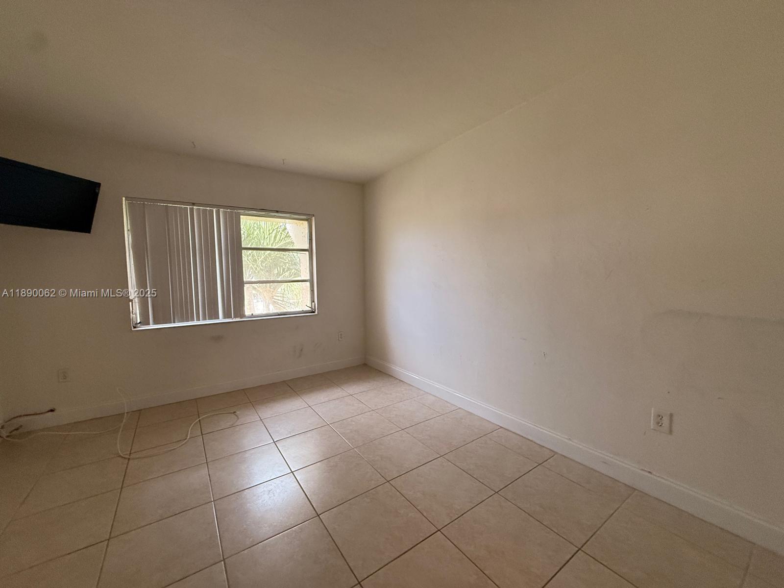 13890 SW 90th Ave Unit: 205-HH