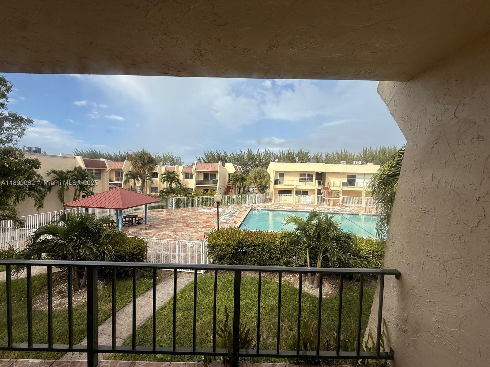 13890 SW 90th Ave Unit: 205-HH