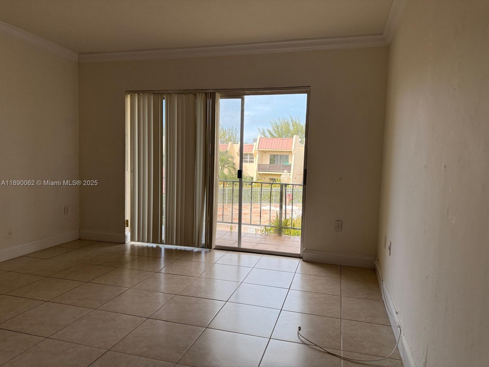 13890 SW 90th Ave Unit: 205-HH