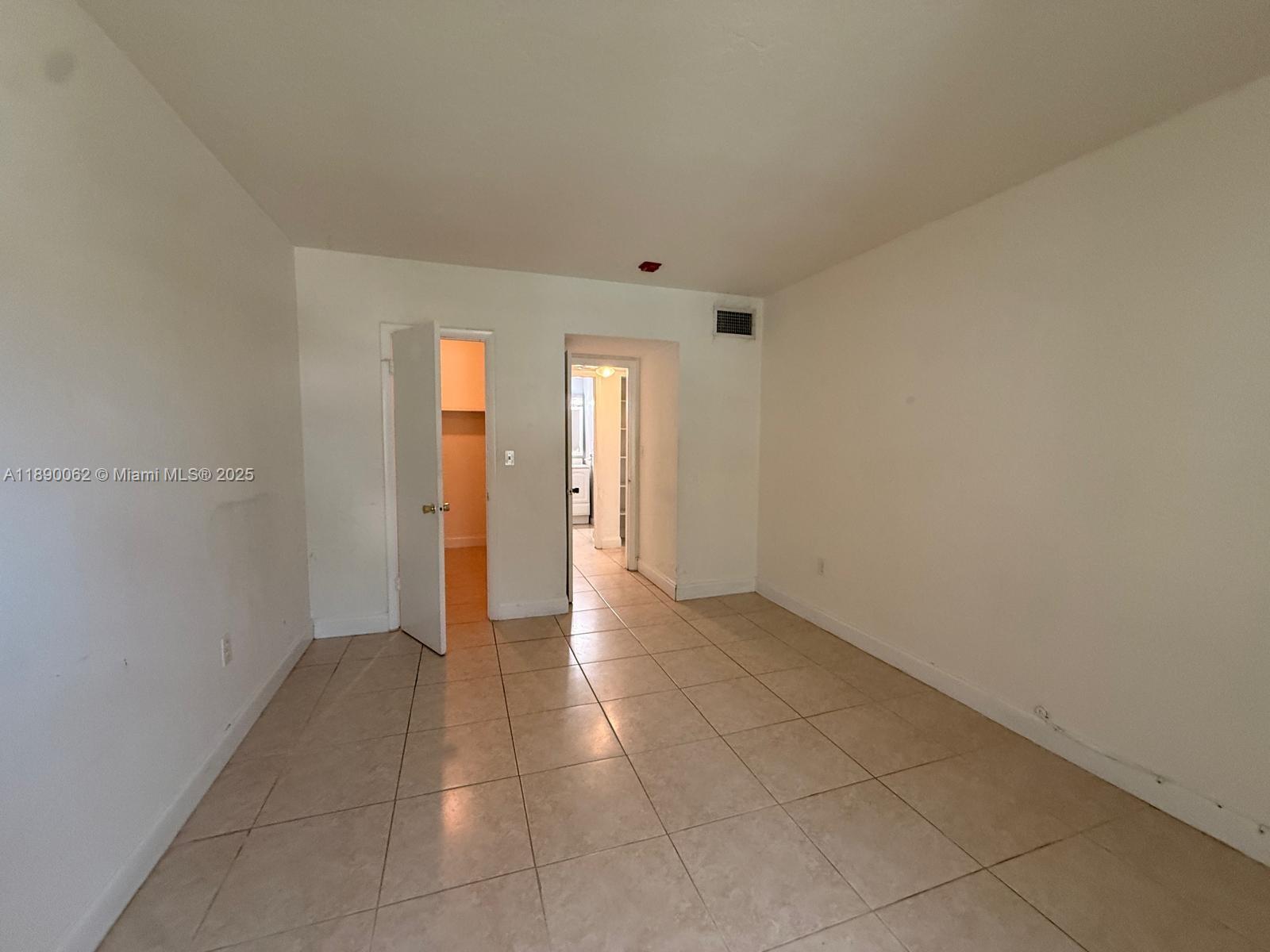 13890 SW 90th Ave Unit: 205-HH