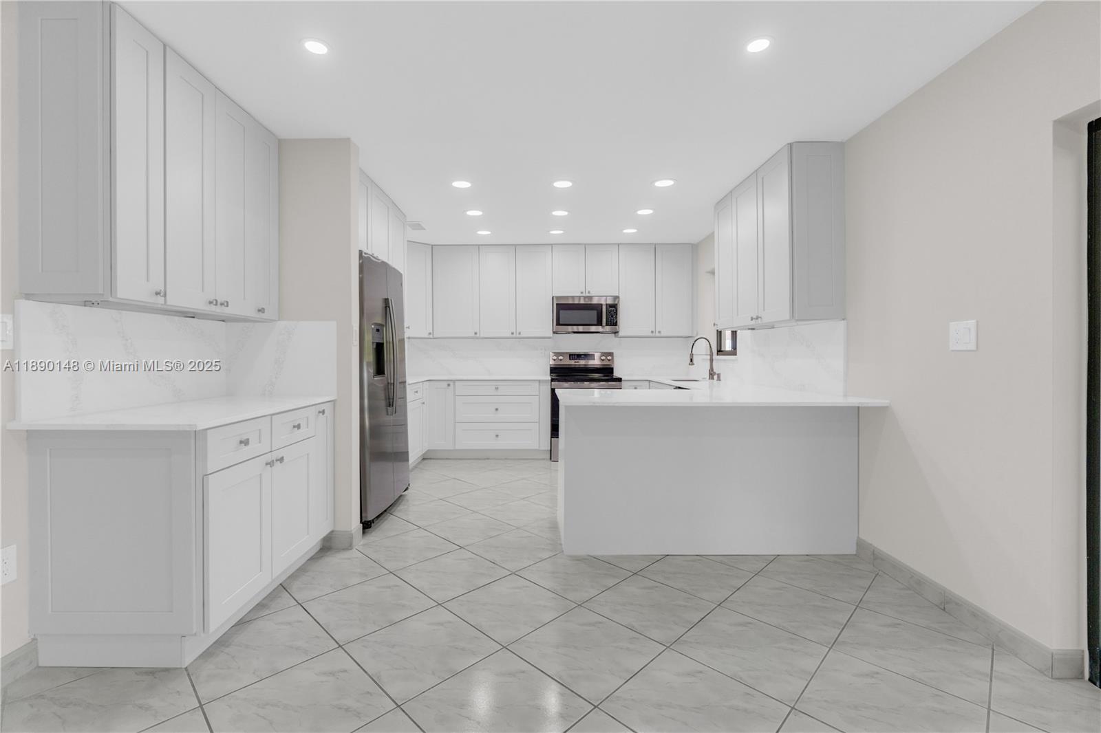 631 SW 102nd Ave