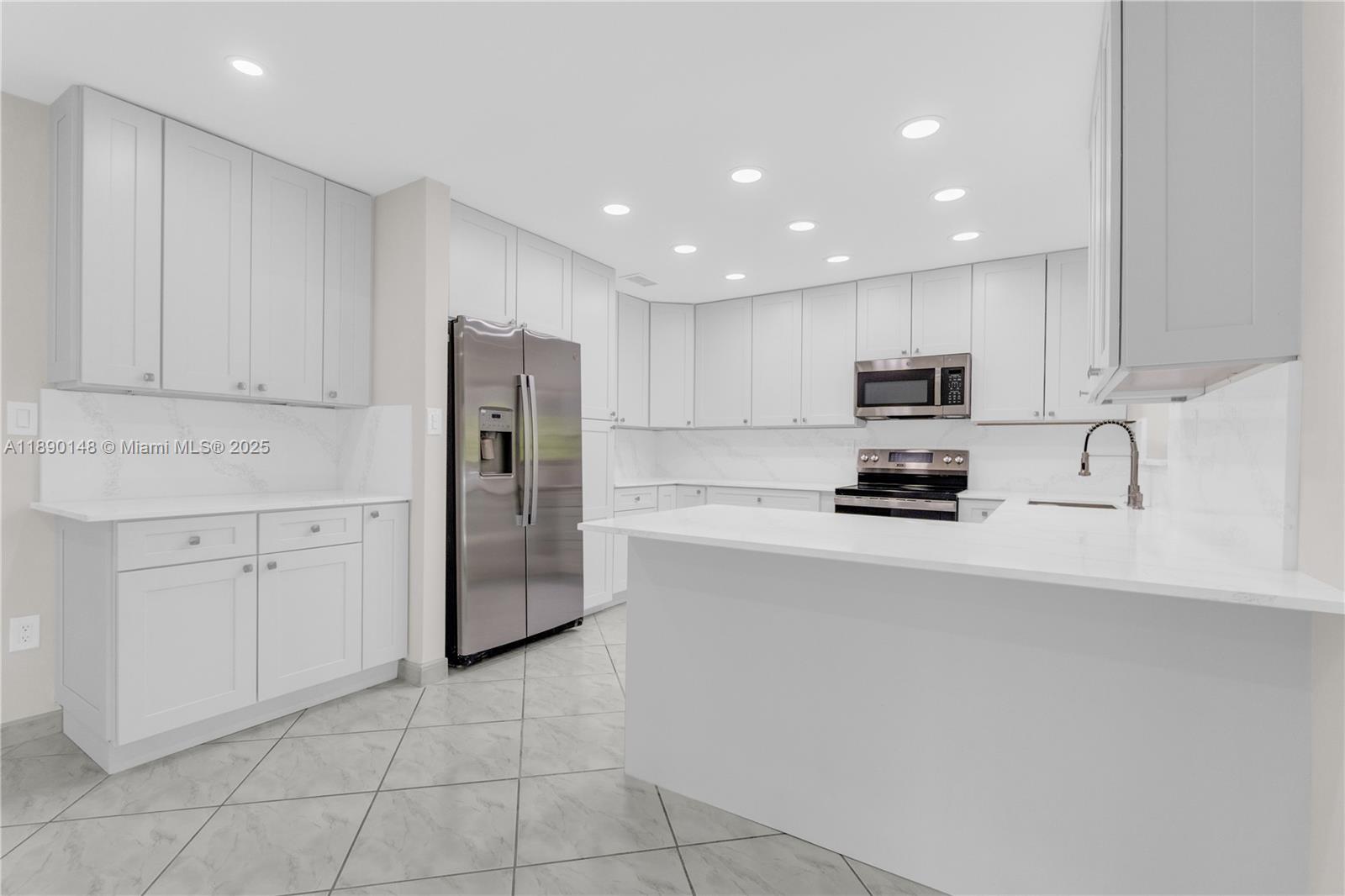 631 SW 102nd Ave