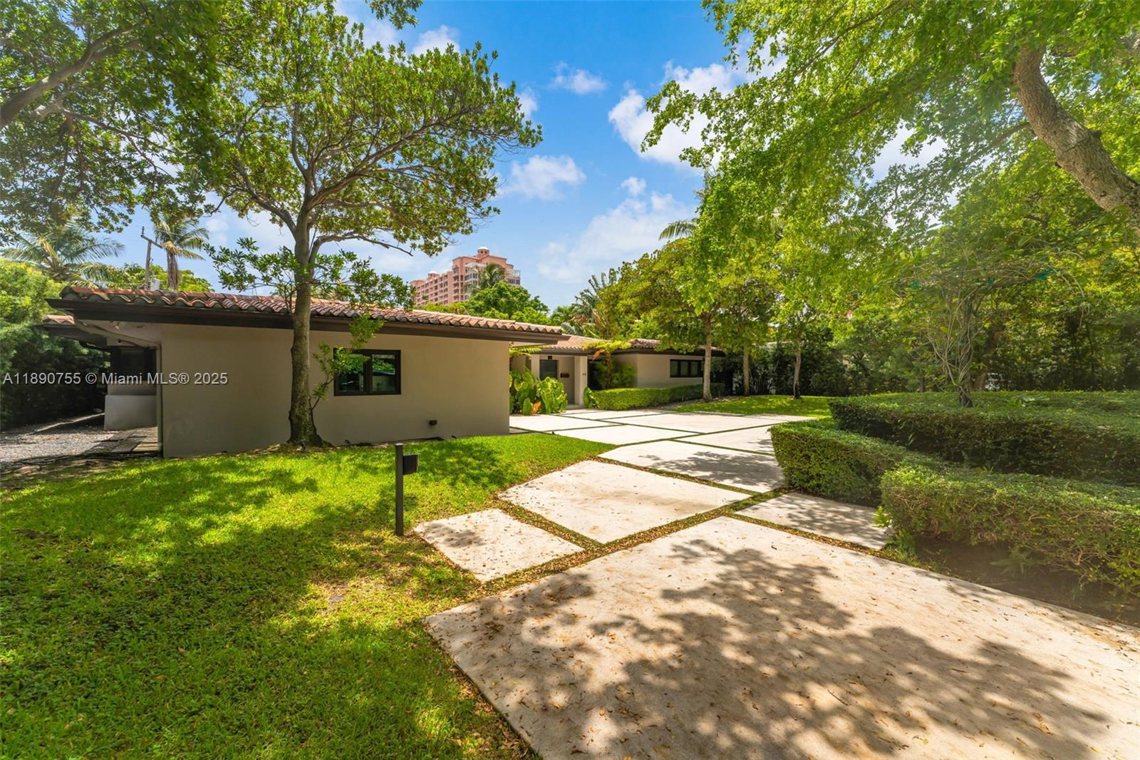 40 S Prospect Dr