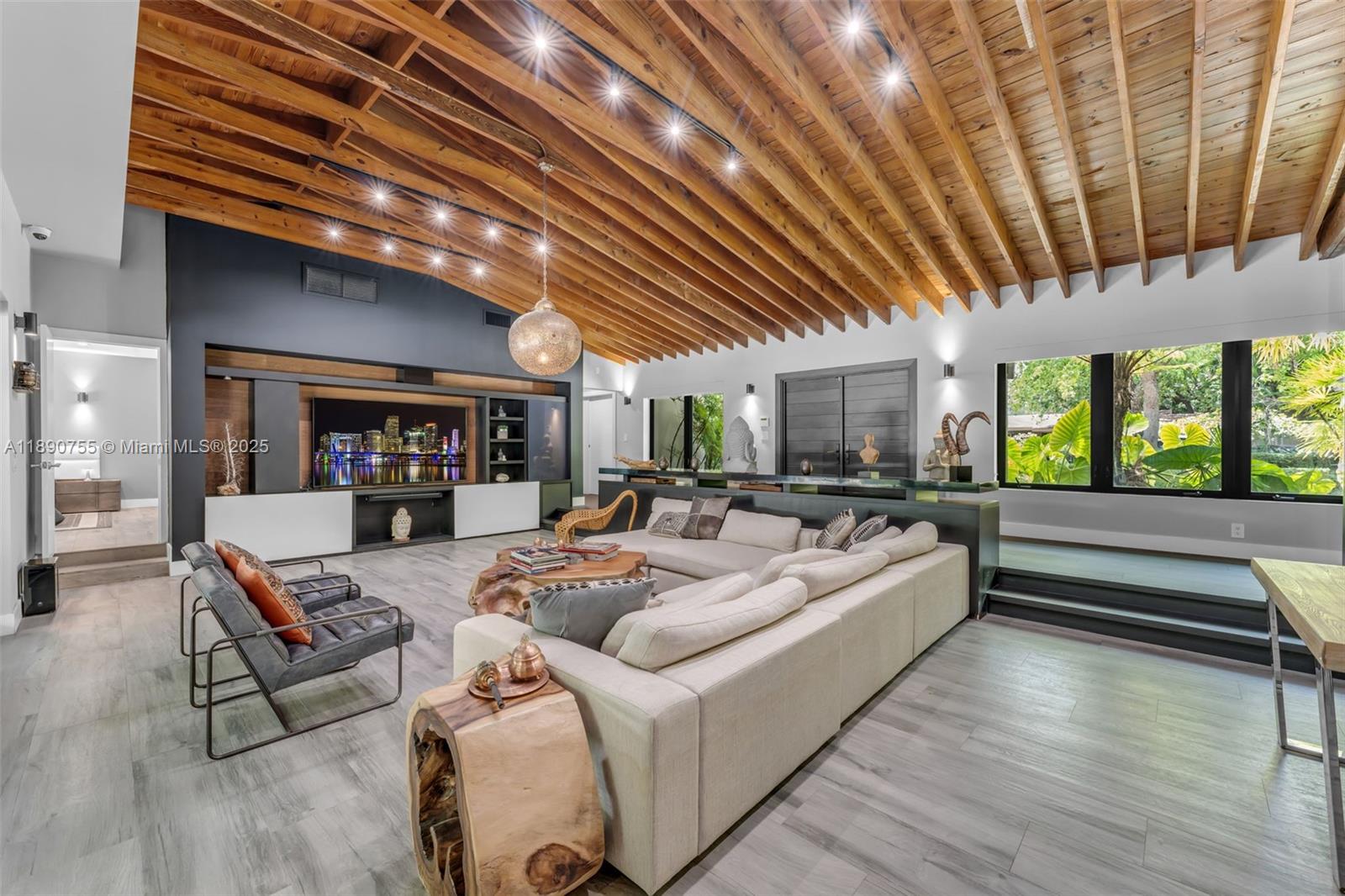 40 S Prospect Dr