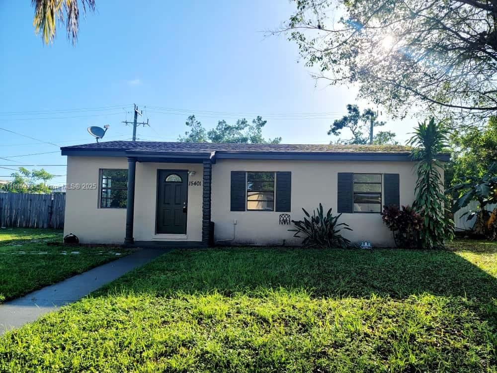 15401 NW 27 Pl, Miami Gardens