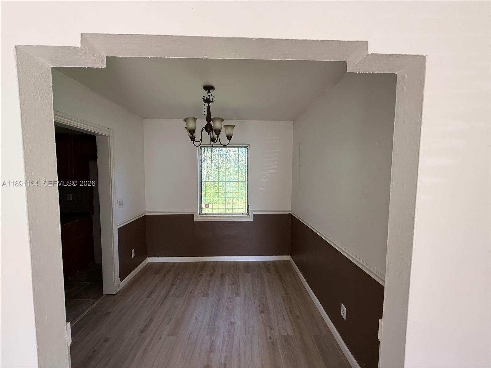 1043 NW 75th St