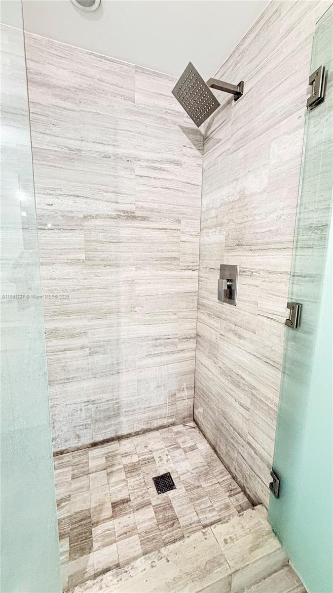 1300 Brickell Bay Dr # 2206