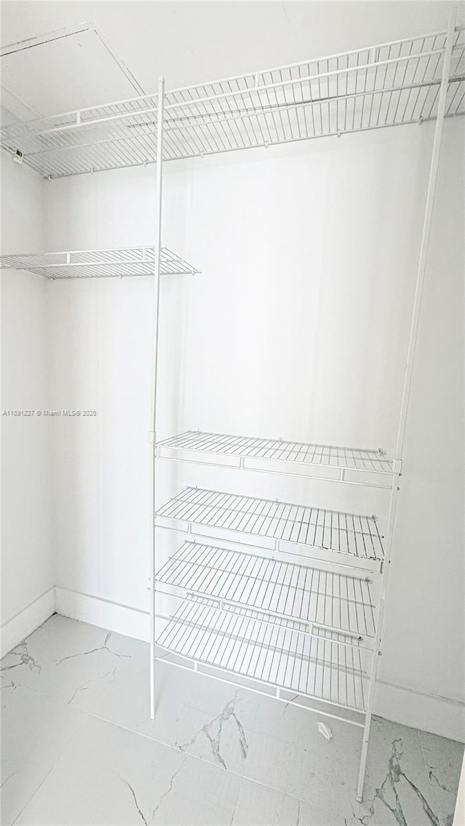 1300 Brickell Bay Dr # 2206