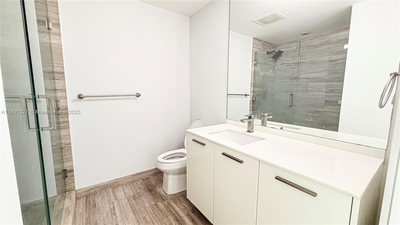 1300 Brickell Bay Dr # 2206