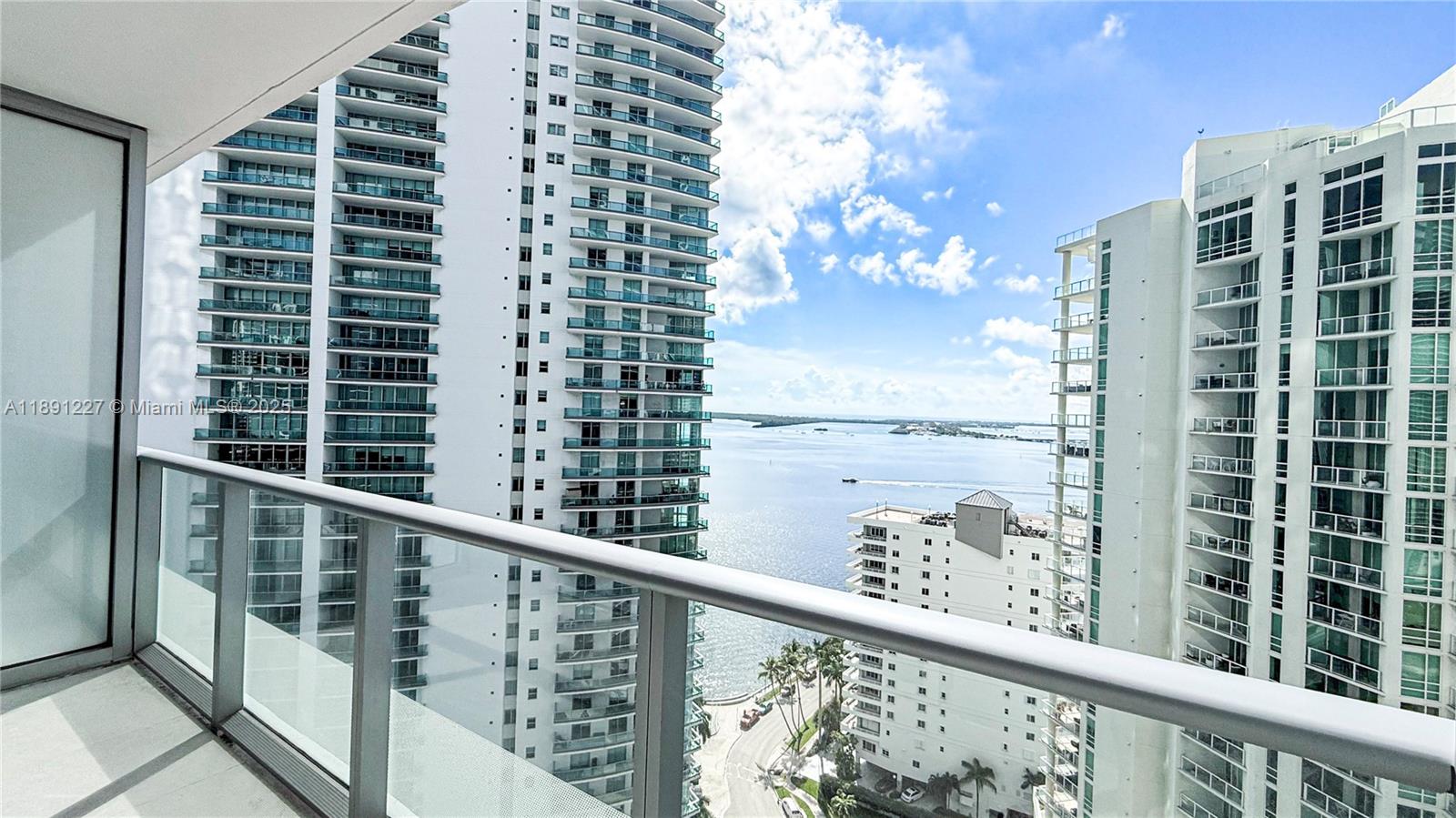 1300 Brickell Bay Dr # 2206