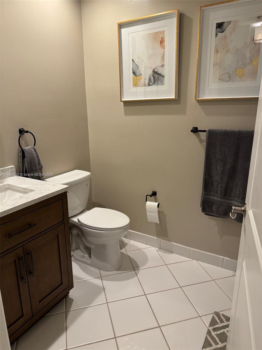 2900 NW 125th Ave # 325 Unit: 3-325