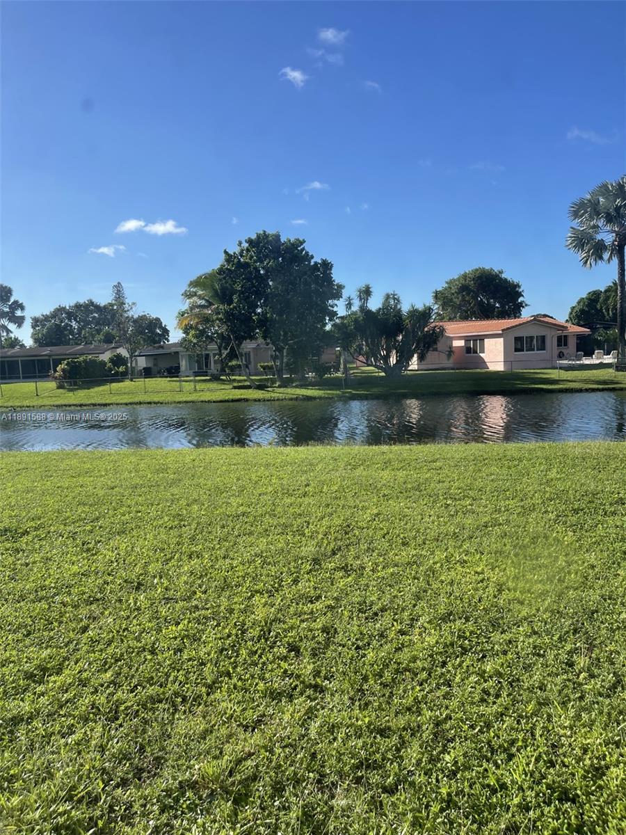 8515 Sunrise Lakes Blvd Unit: 103