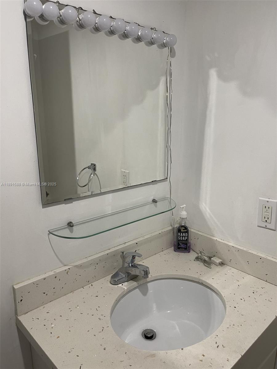 8515 Sunrise Lakes Blvd Unit: 103