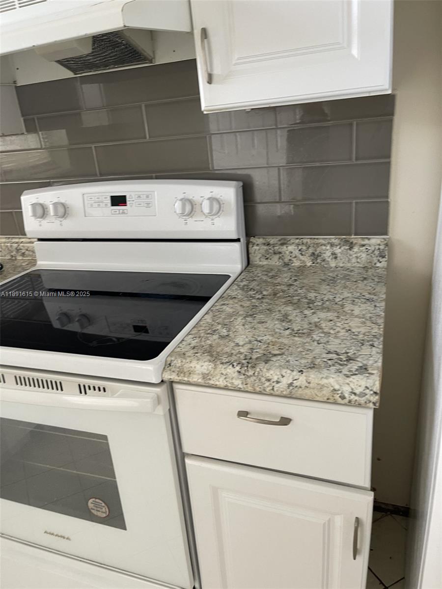 8285 Sunrise Lakes Blvd Unit: 310