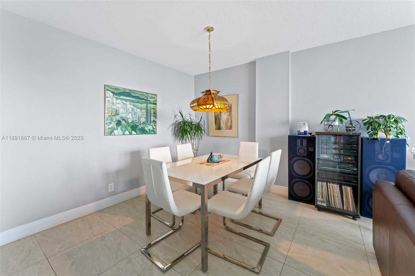 3800 S Ocean Dr # 1722