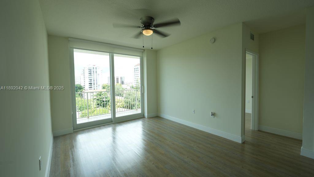 987 SW 37th Ave # 909