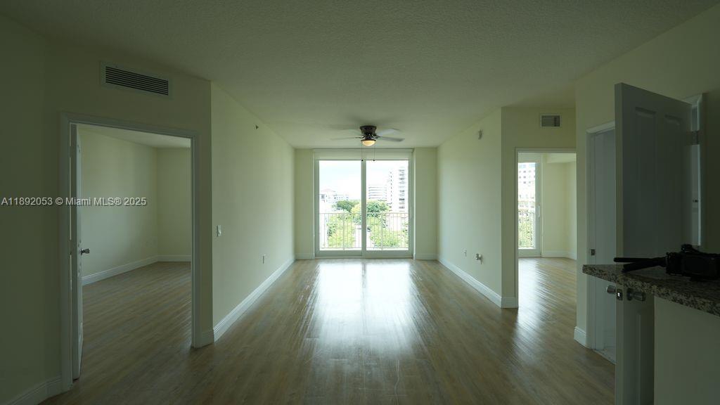987 SW 37th Ave # 1005