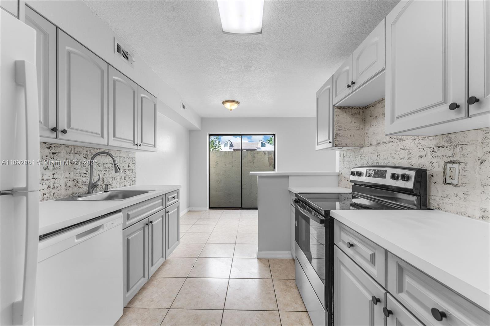 15805 SW 91st Ct # D