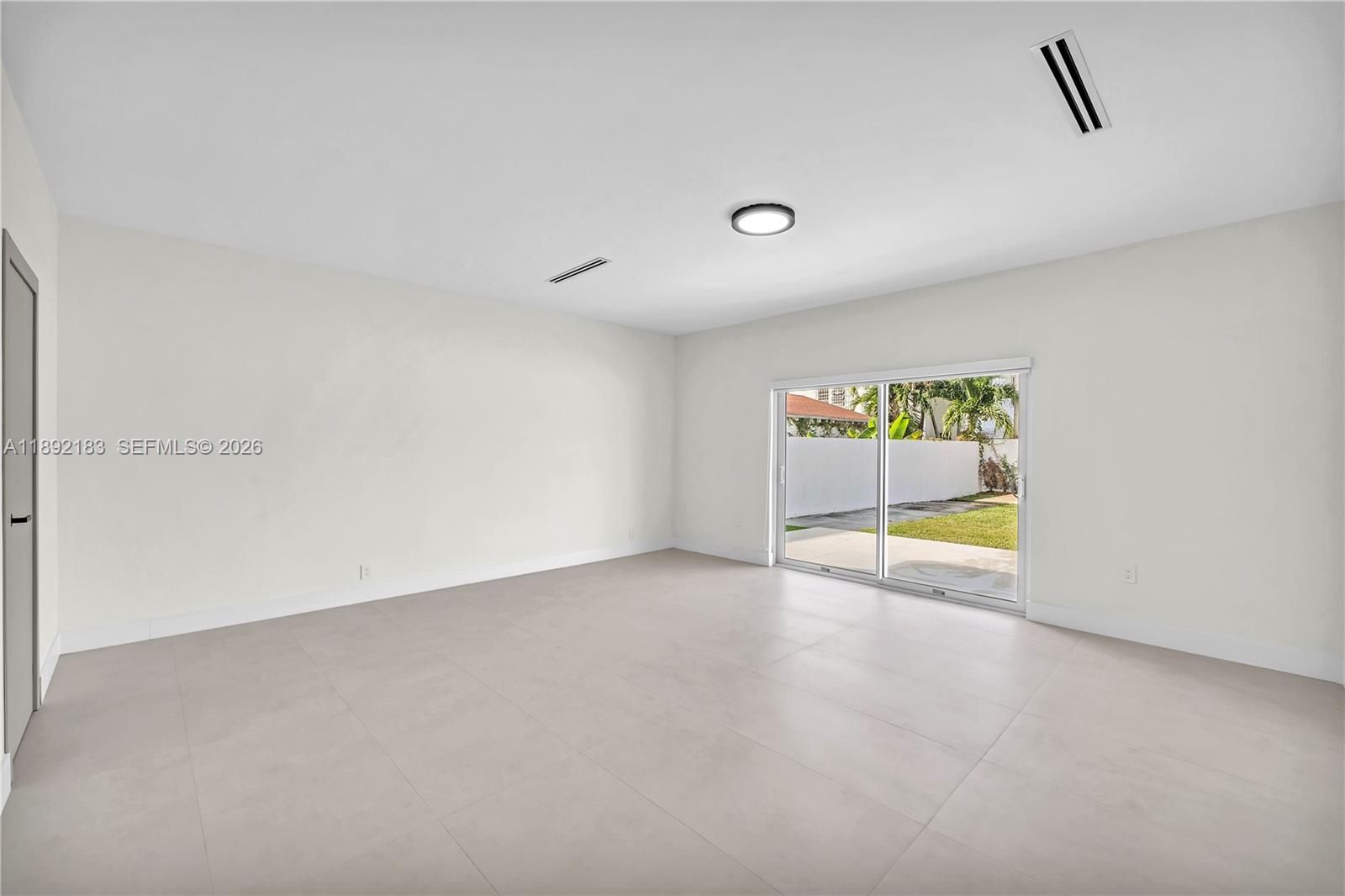 1200 SW 23rd Ct