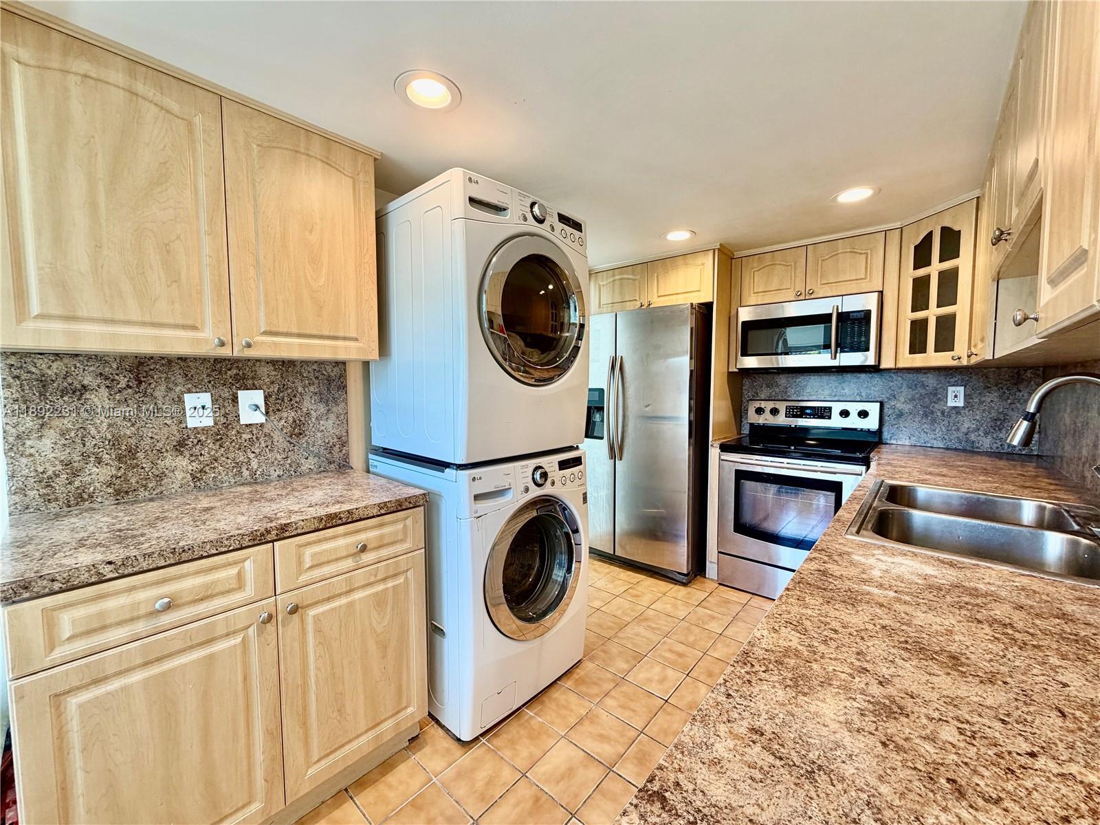 1300 SW 122nd Ave # 2 Unit: 118-2