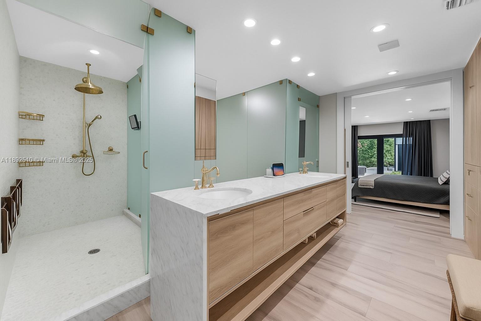 40 S Prospect Dr