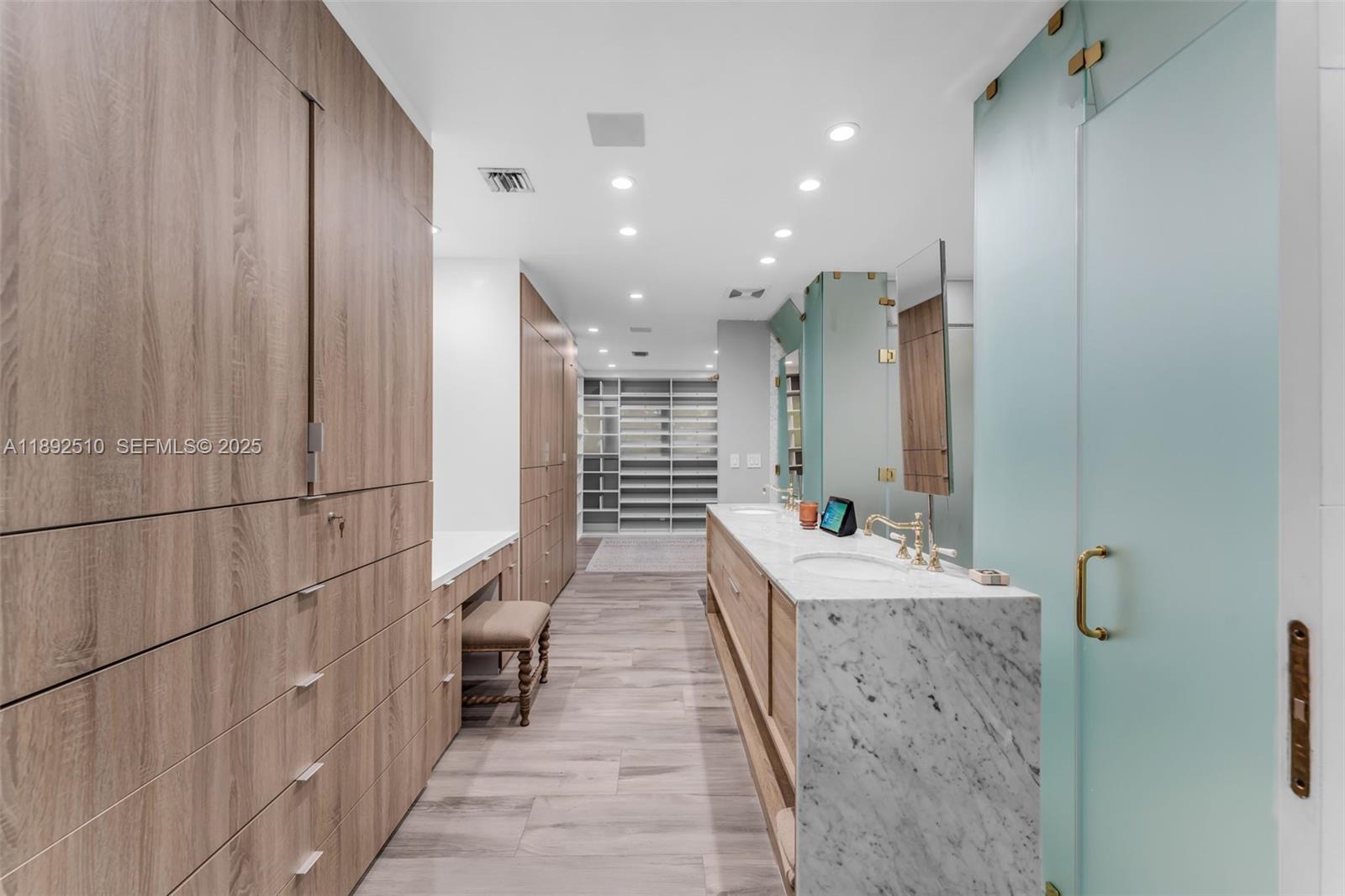 40 S Prospect Dr