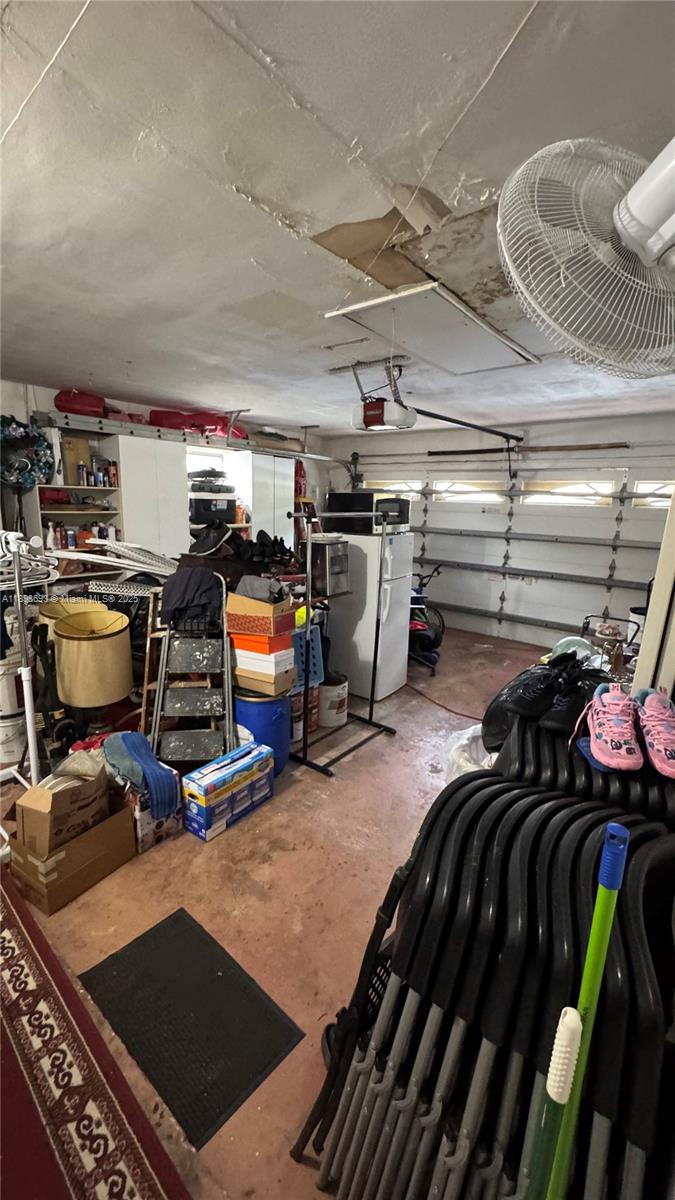 4390 NW 4th Ct