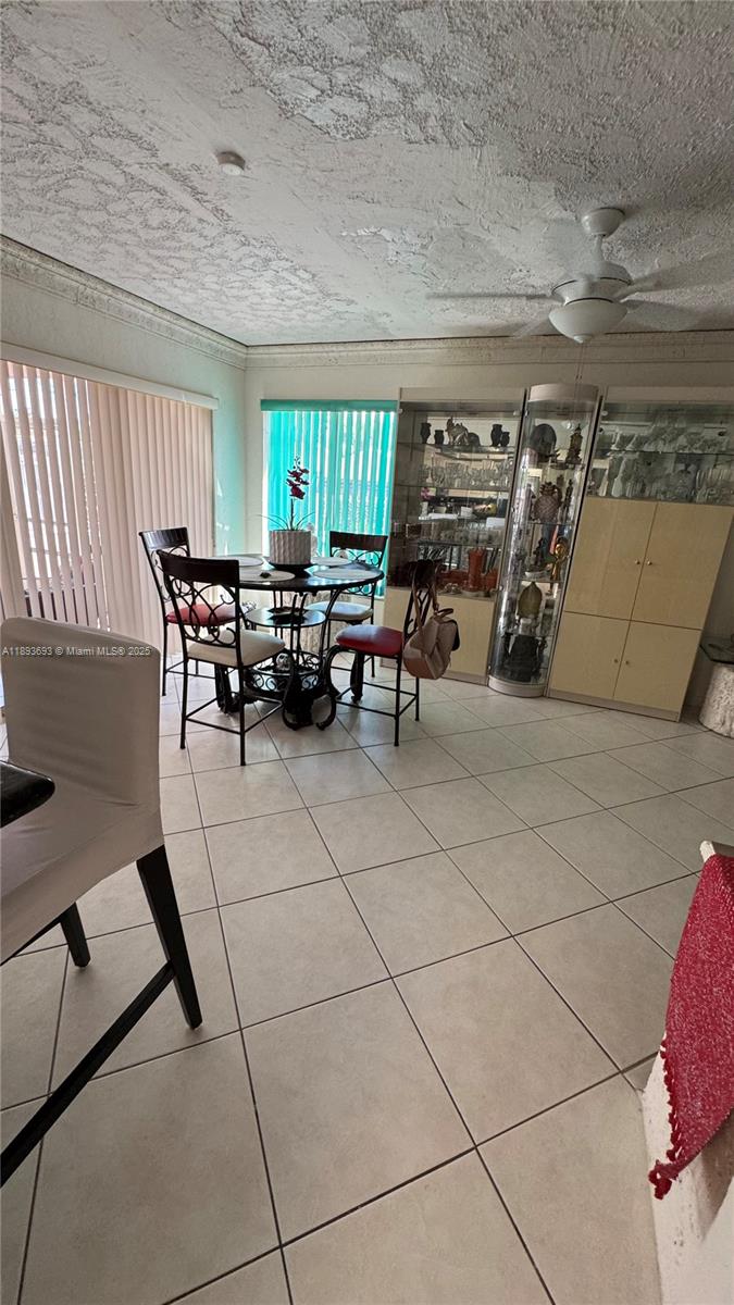 4390 NW 4th Ct