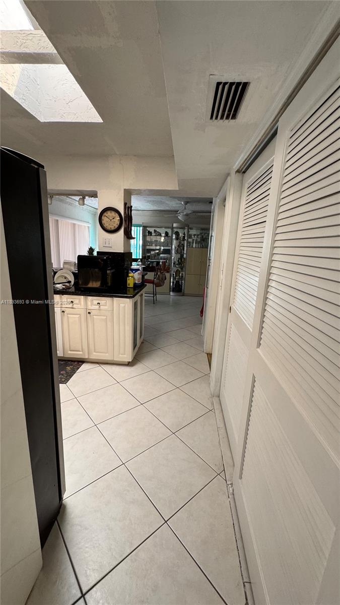 4390 NW 4th Ct