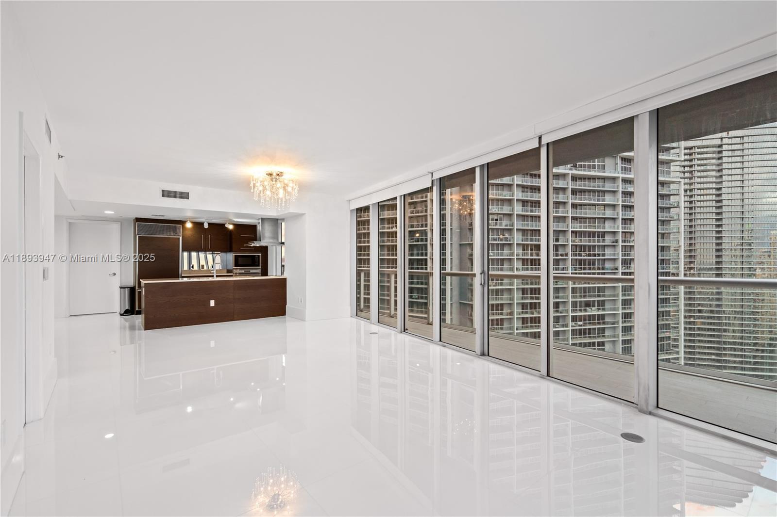 495 Brickell Ave # 3502