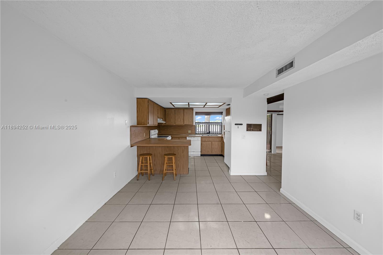 15070 SW 49th Ln # 106 Unit: A-106