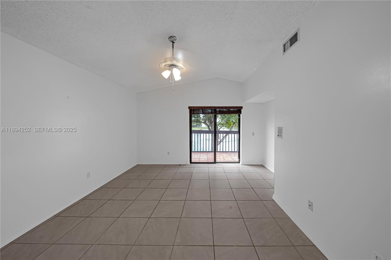 15070 SW 49th Ln # 106 Unit: A-106