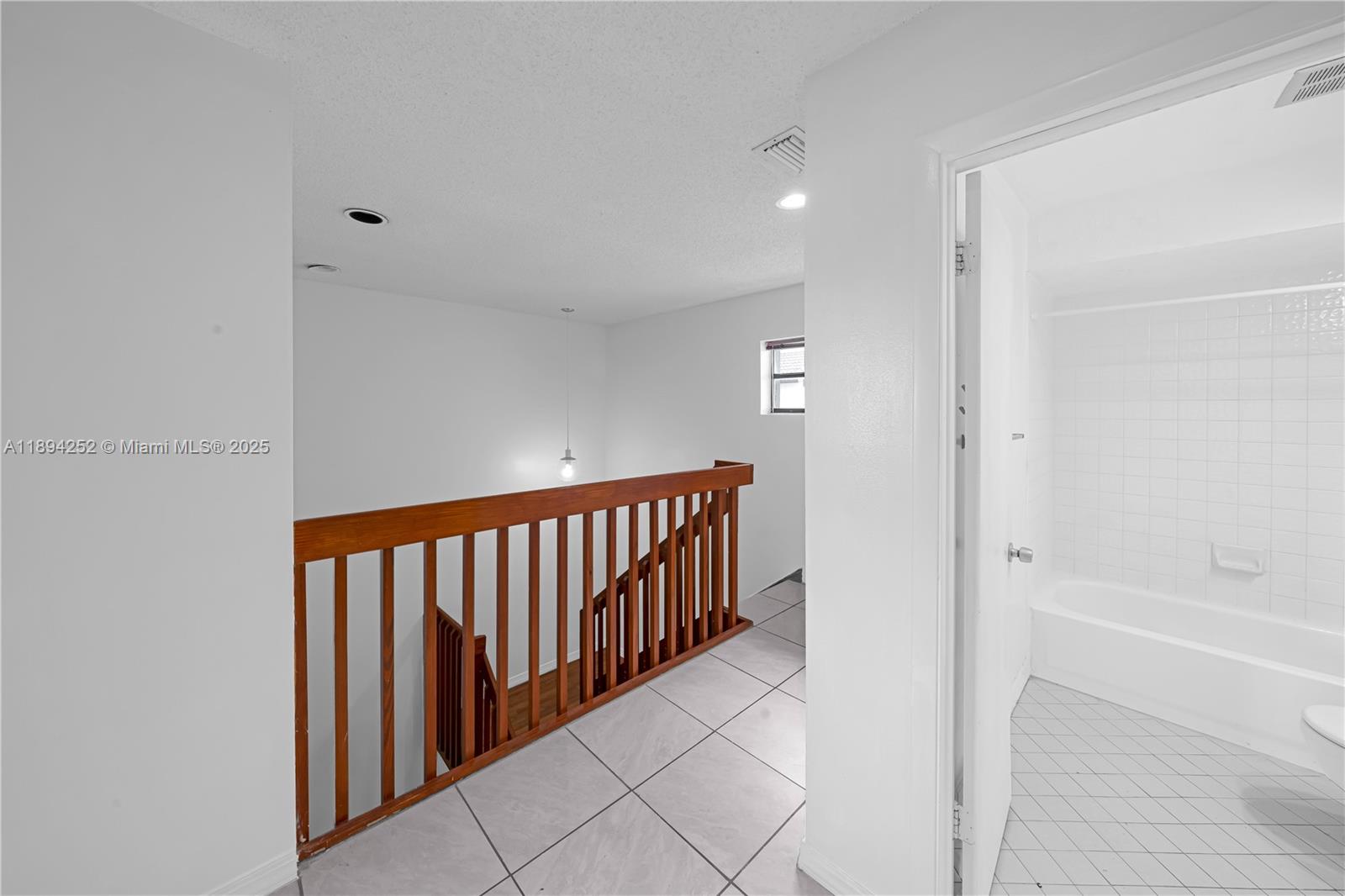 15070 SW 49th Ln # 106 Unit: A-106