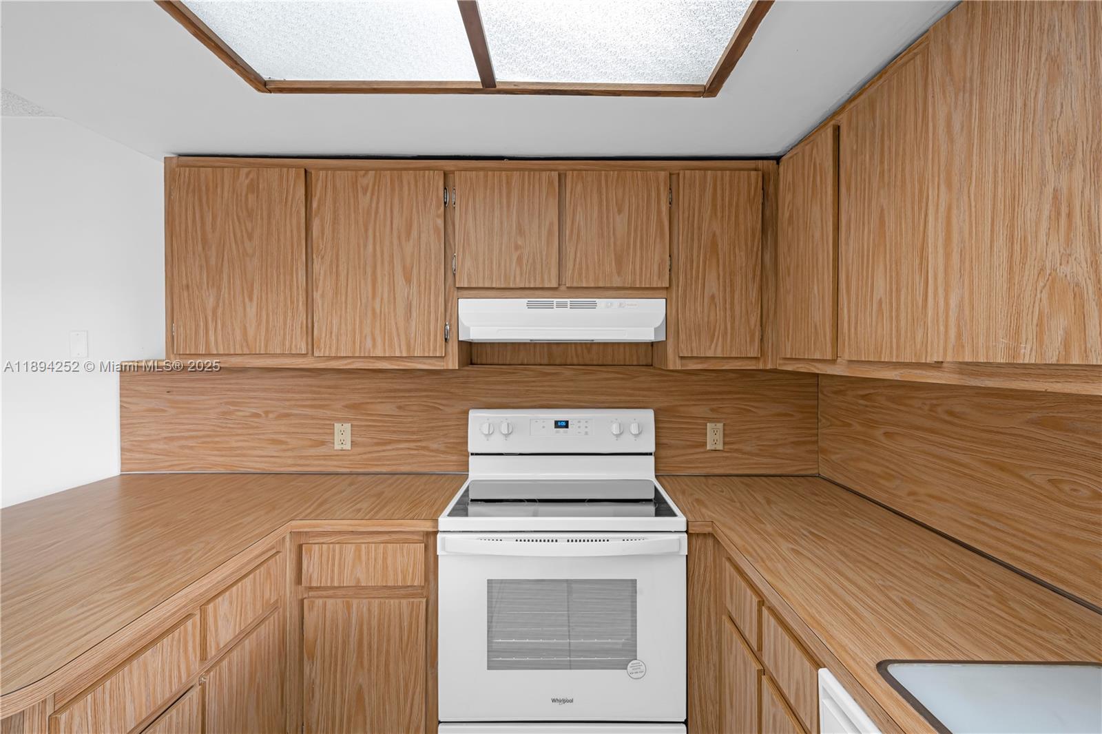 15070 SW 49th Ln # 106 Unit: A-106