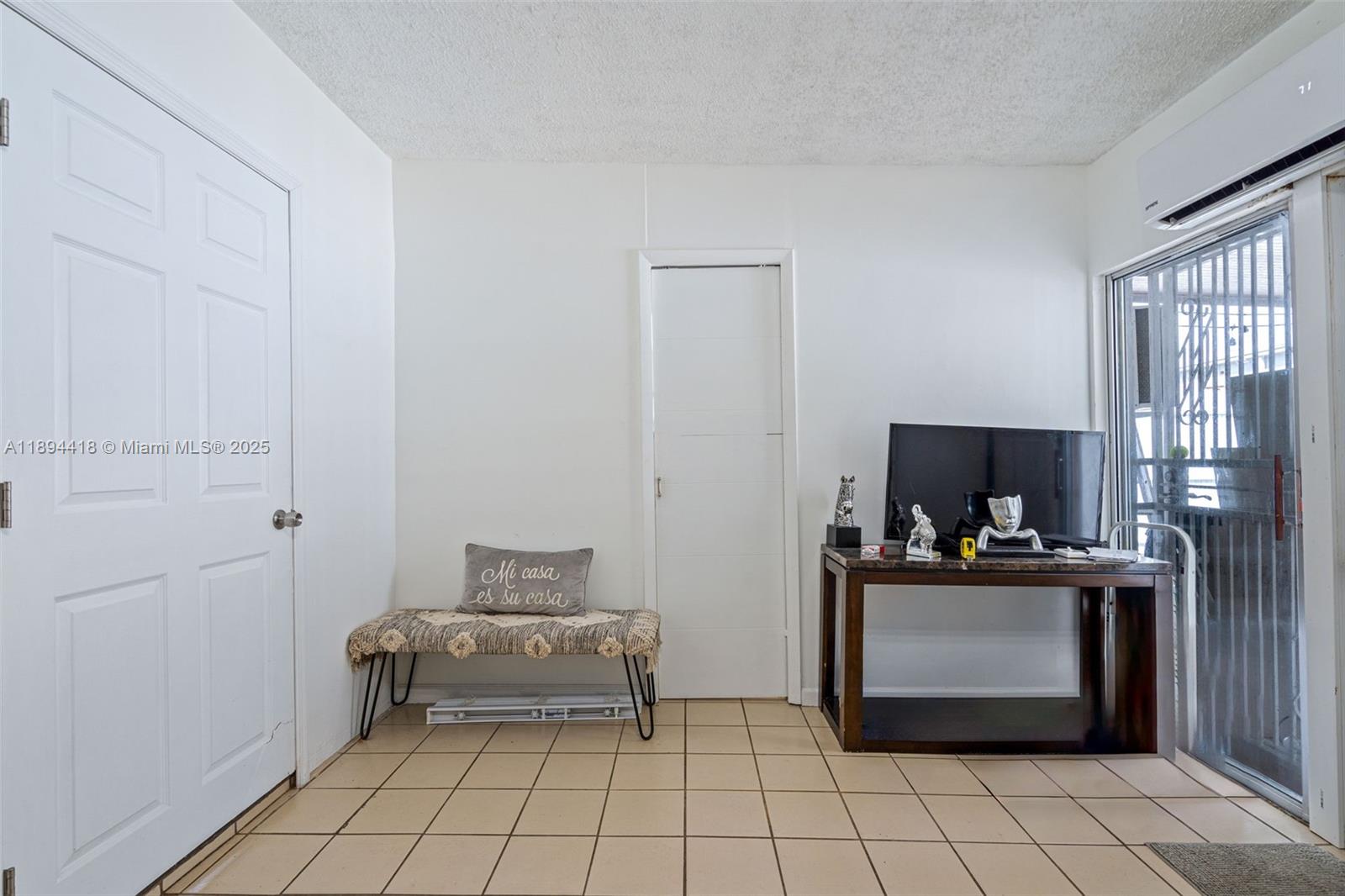 13 NW 108th Ct