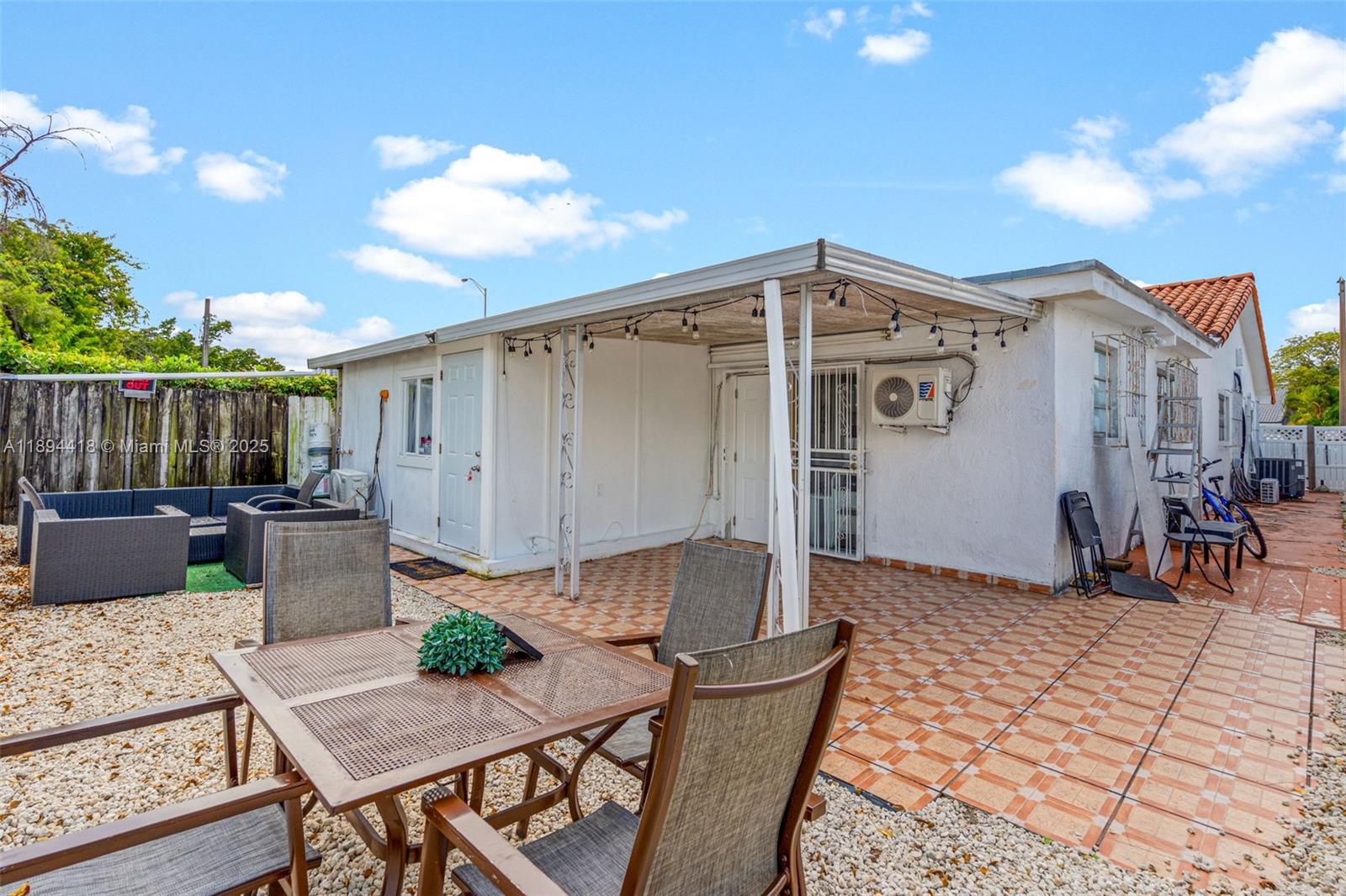 13 NW 108th Ct