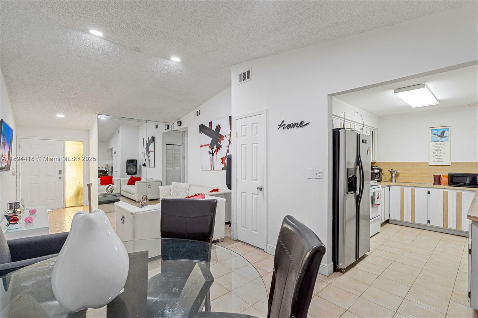 13 NW 108th Ct