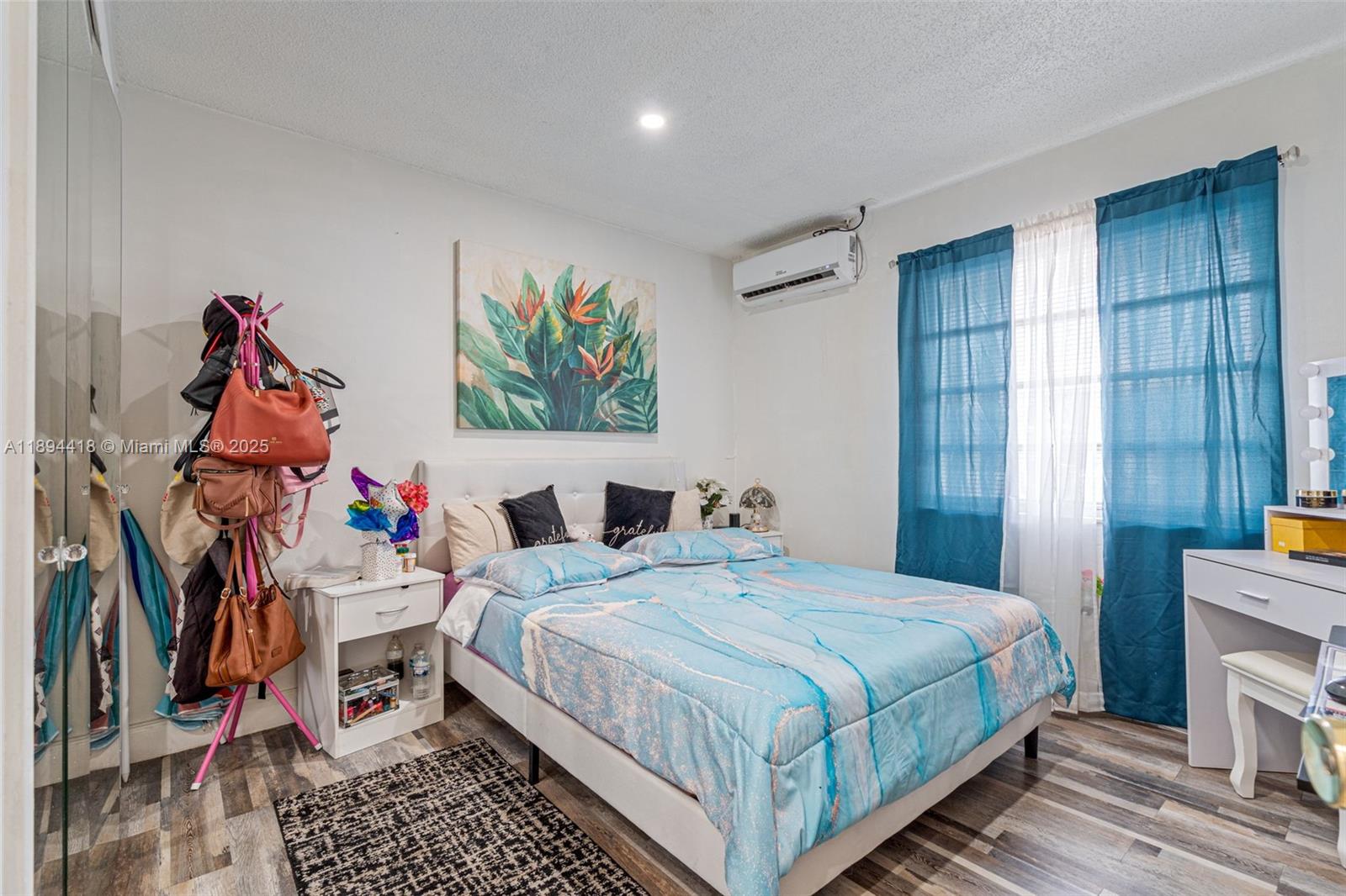 13 NW 108th Ct