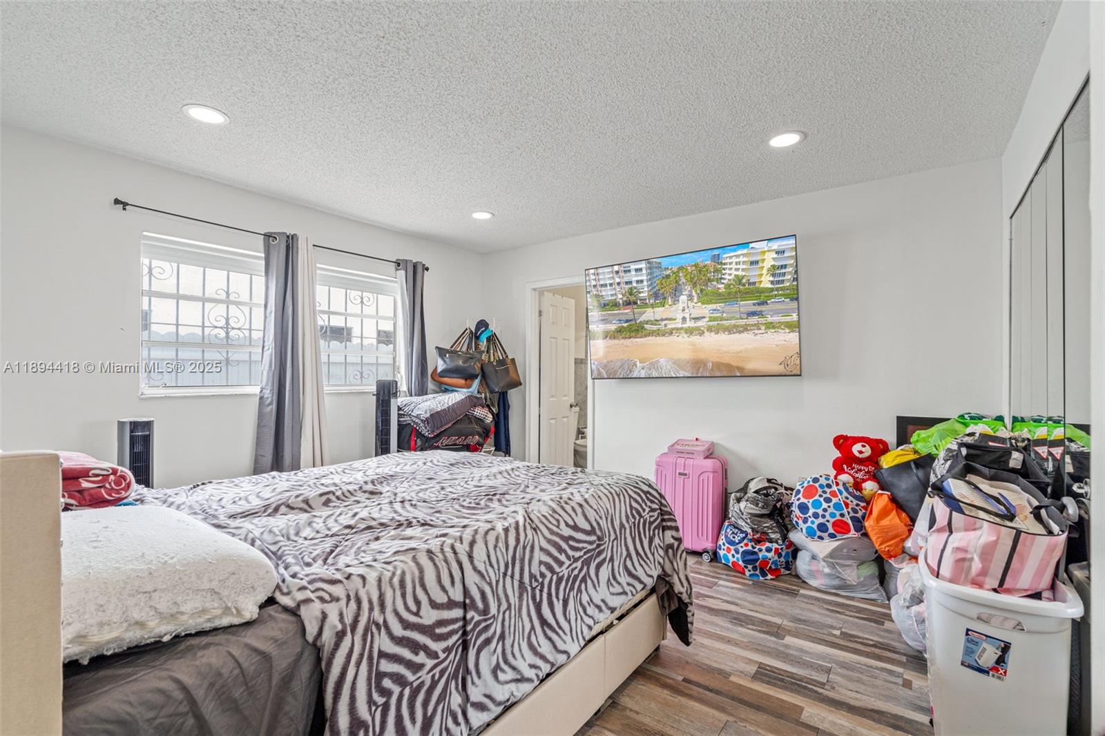 13 NW 108th Ct