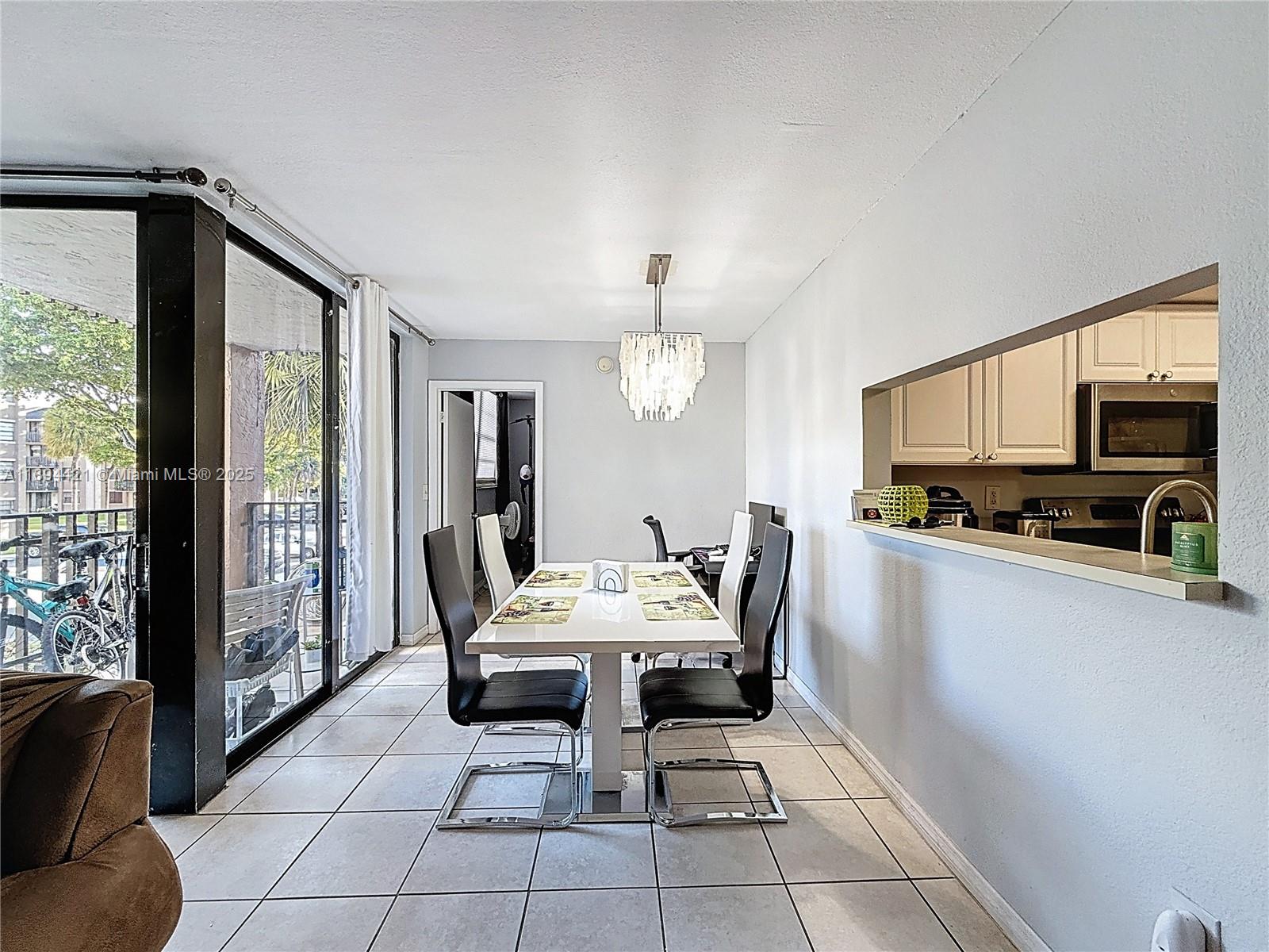 3611 SW 117th Ave # 207 Unit: 10-207