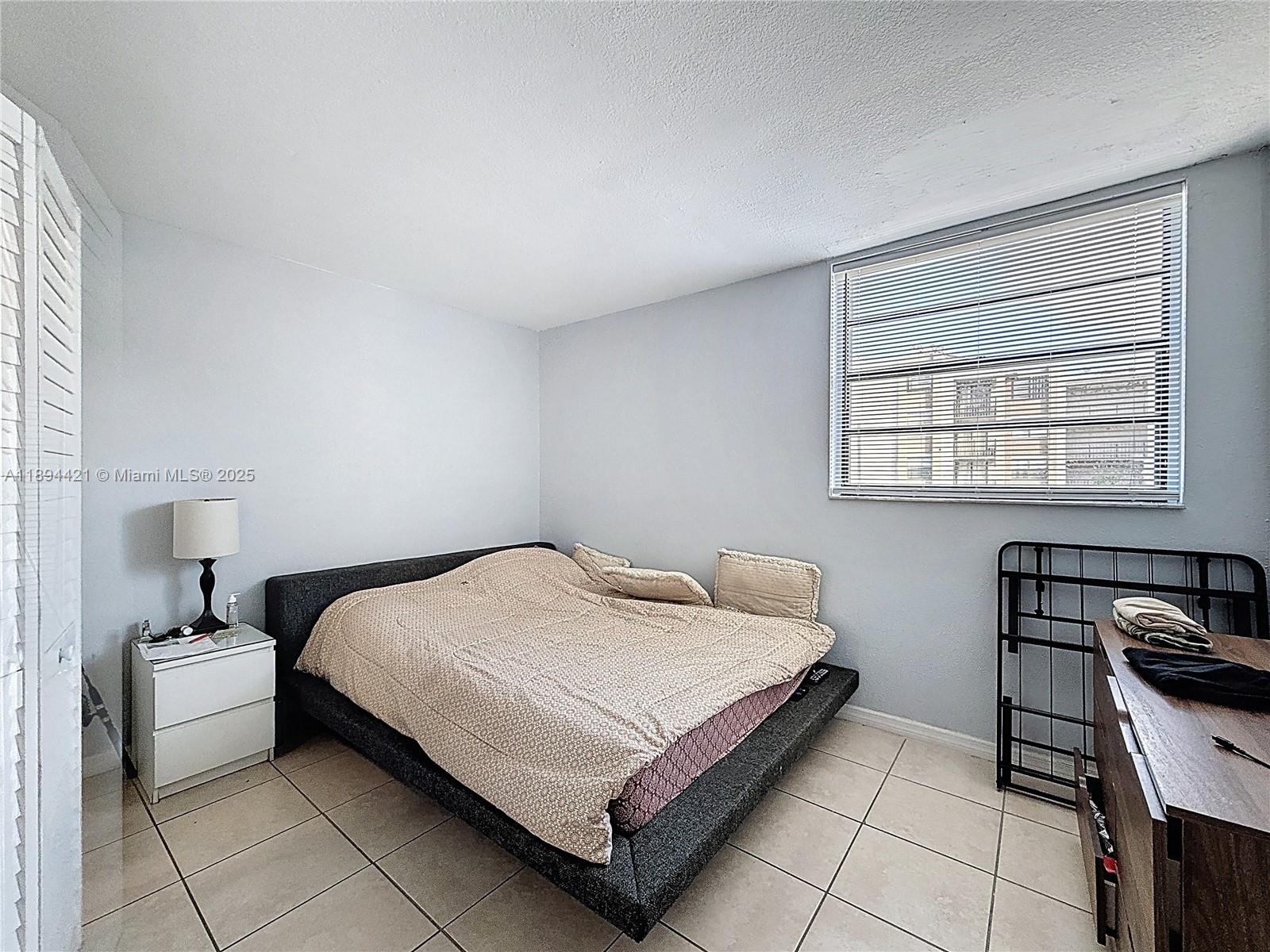 3611 SW 117th Ave # 207 Unit: 10-207