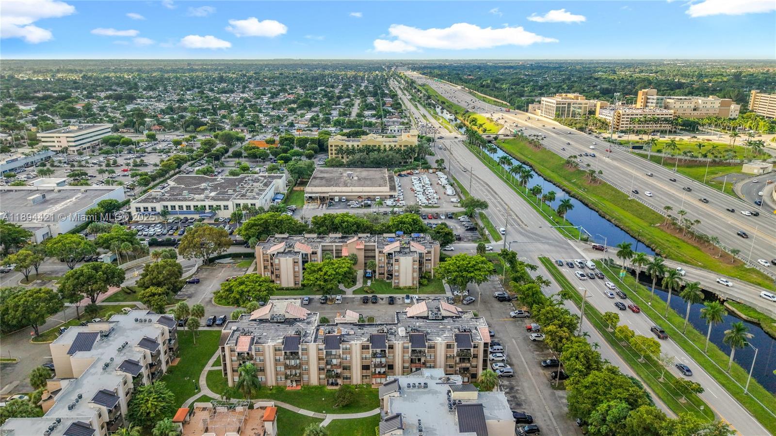 3611 SW 117th Ave # 207 Unit: 10-207