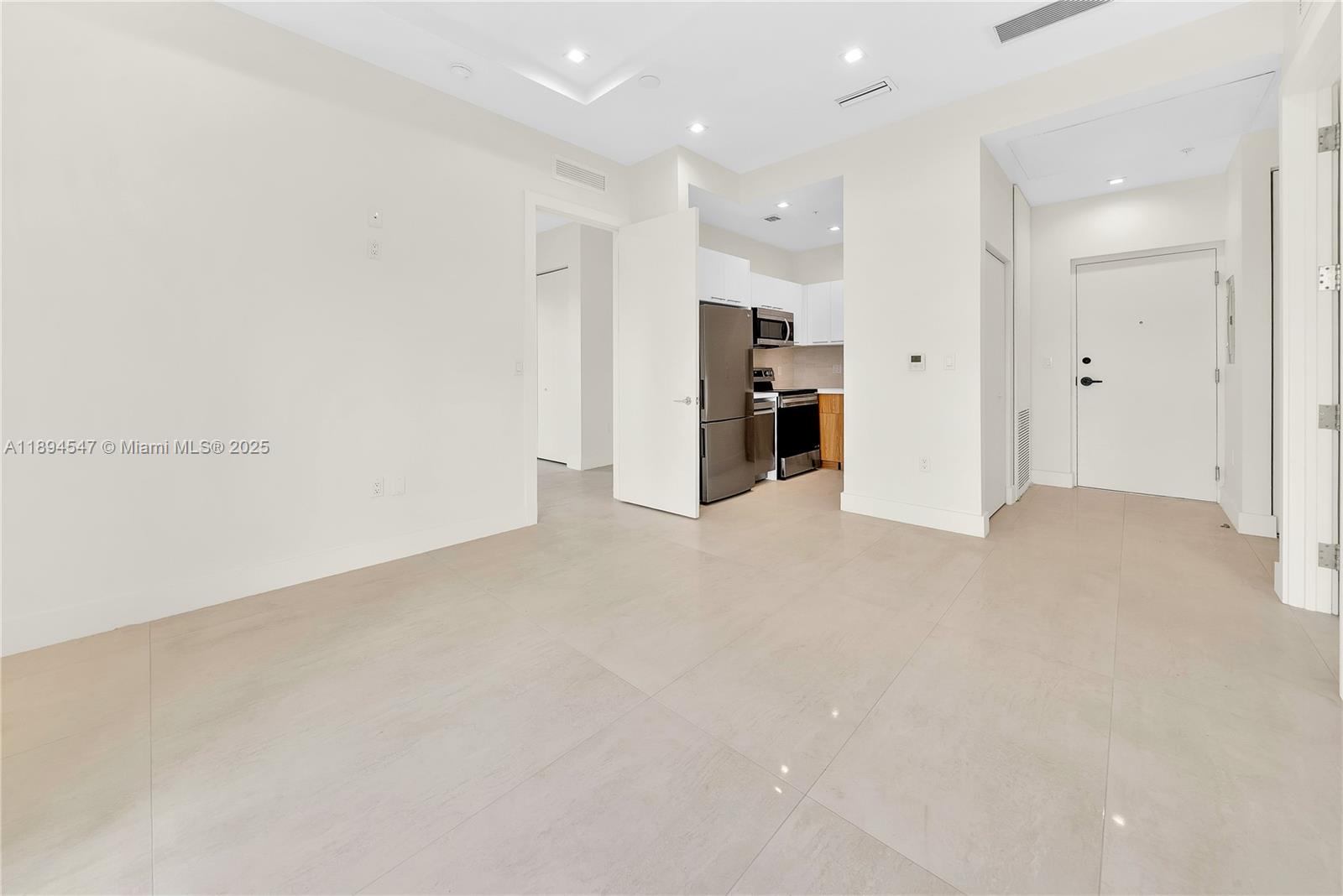530 SW 11th Ave # 301