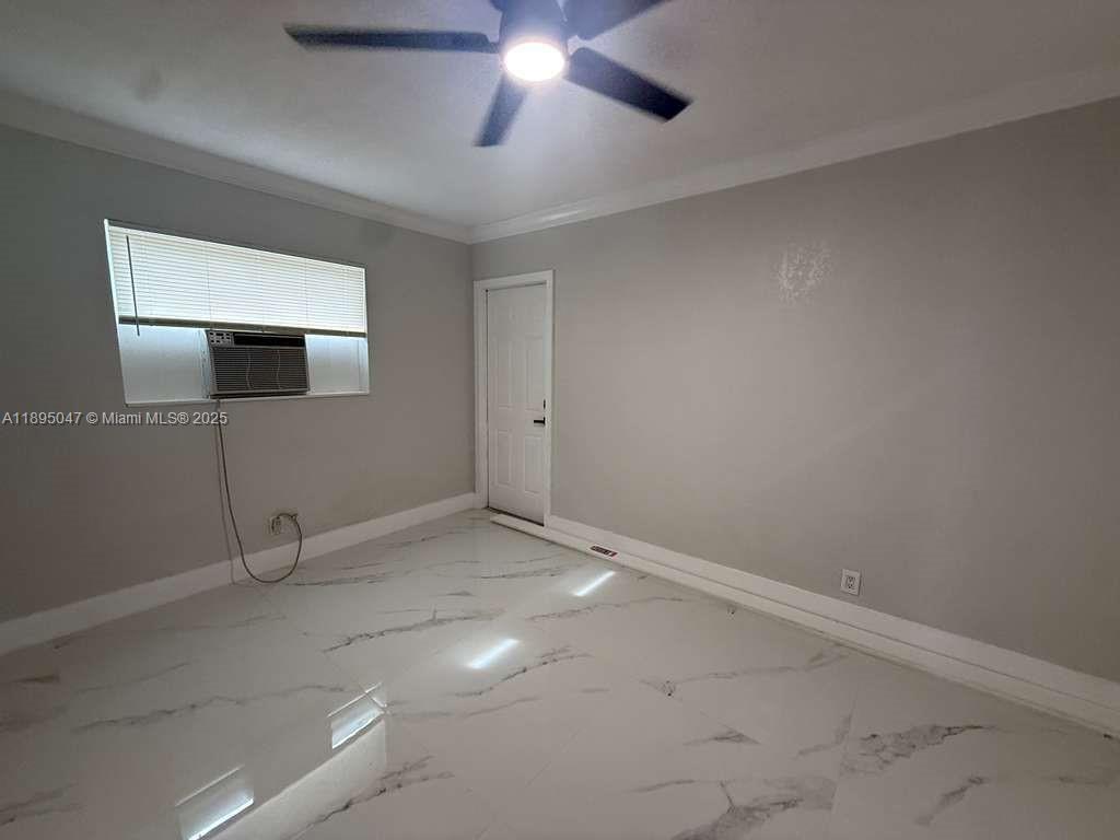 3128 SW 12th Place # 4